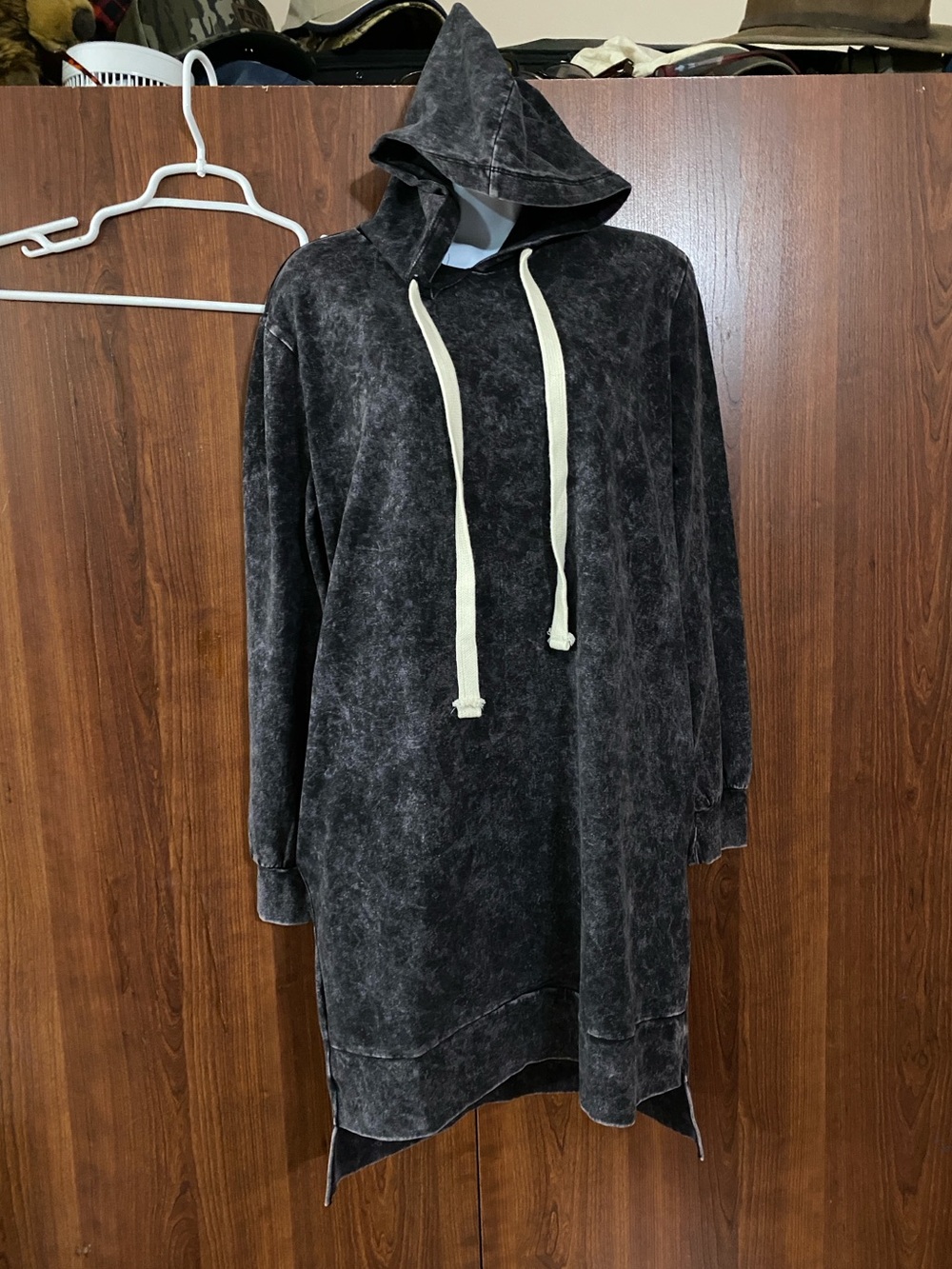 Zenana extra long hoodie dress? Long top? B